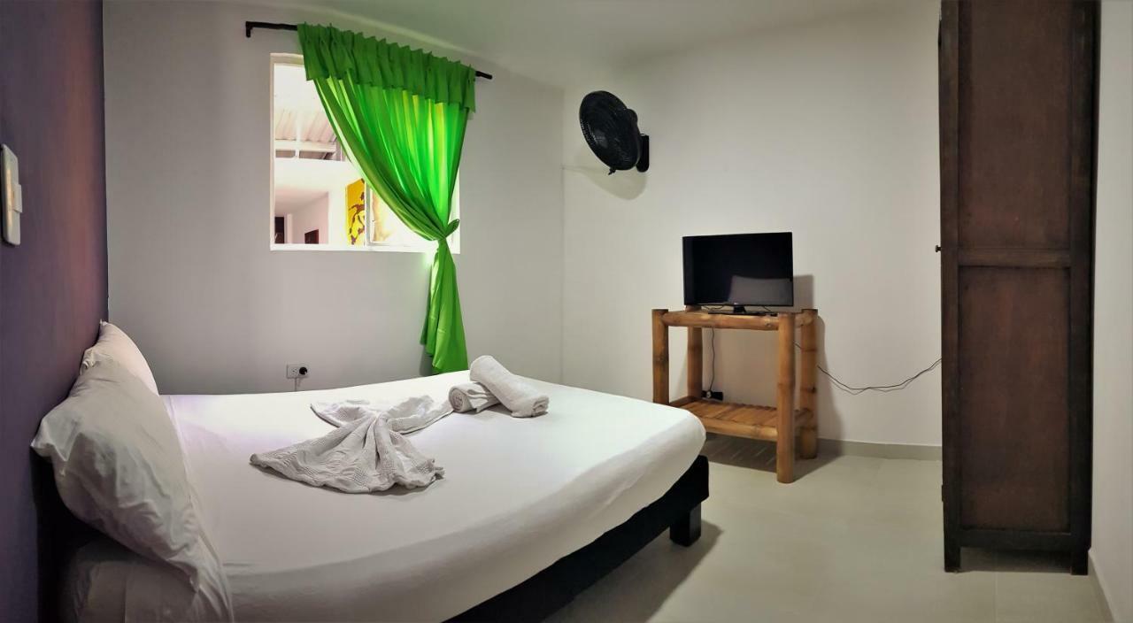 Hostal La Mercedes Street Калі Екстер'єр фото