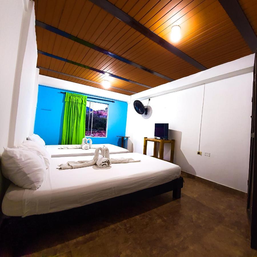 Hostal La Mercedes Street Калі Екстер'єр фото